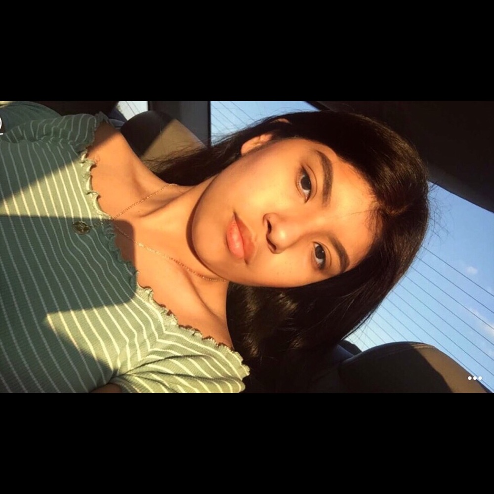 Meet your Posher, Stefania